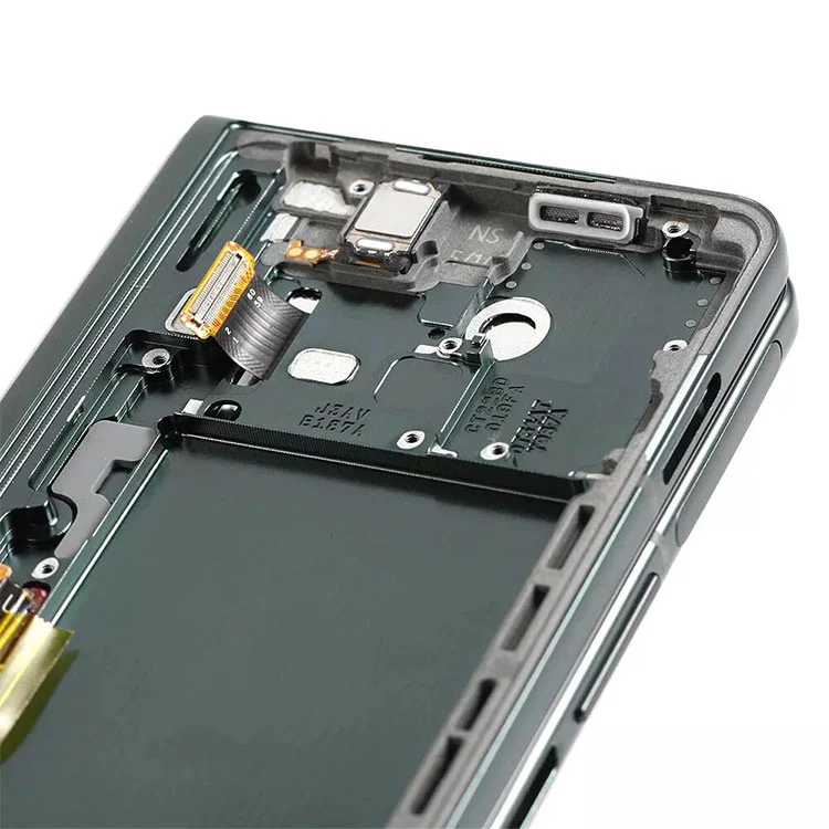 Possupium III LCD Screens